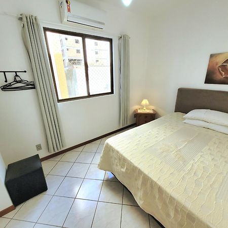 Apartamento 200 Metros Da Praia 03 Quartos Com Ar Condicionado - Meia Praia - Itapema Luaran gambar