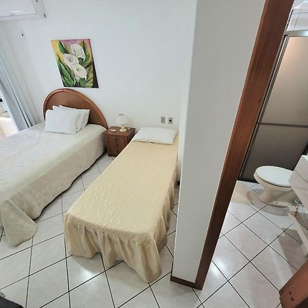 Apartamento 200 Metros Da Praia 03 Quartos Com Ar Condicionado - Meia Praia - Itapema Luaran gambar