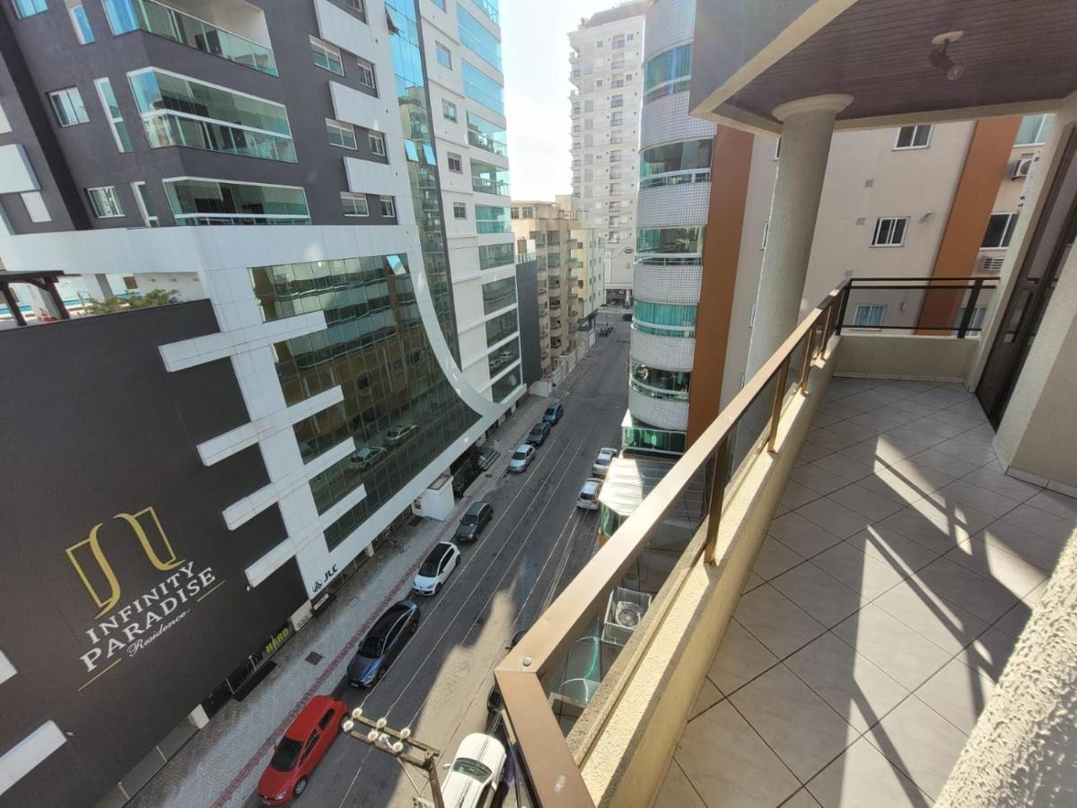 Apartamento 200 Metros Da Praia 03 Quartos Com Ar Condicionado - Meia Praia - Itapema Luaran gambar