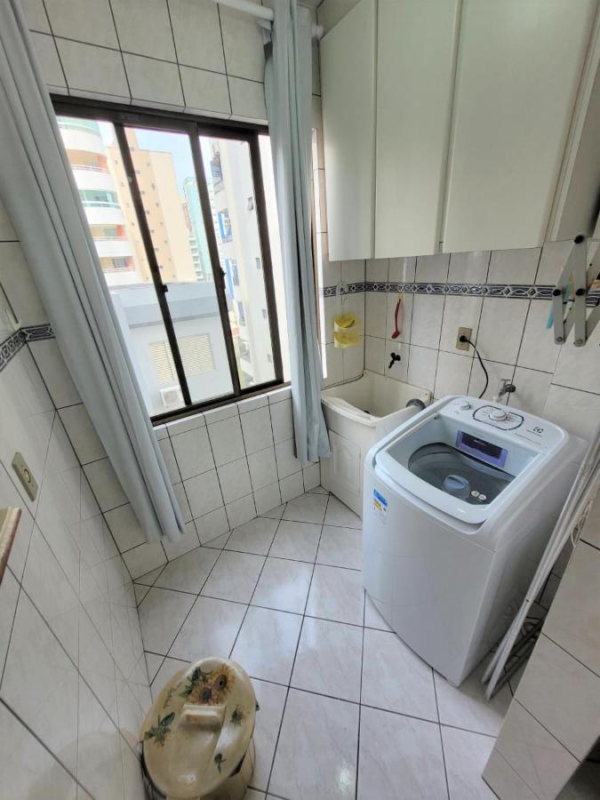 Apartamento 200 Metros Da Praia 03 Quartos Com Ar Condicionado - Meia Praia - Itapema Luaran gambar