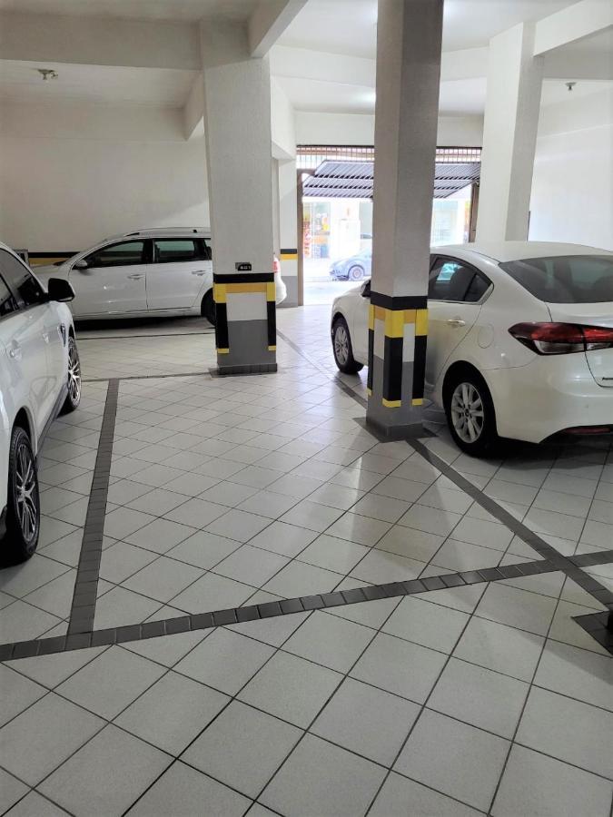 Apartamento 200 Metros Da Praia 03 Quartos Com Ar Condicionado - Meia Praia - Itapema Luaran gambar